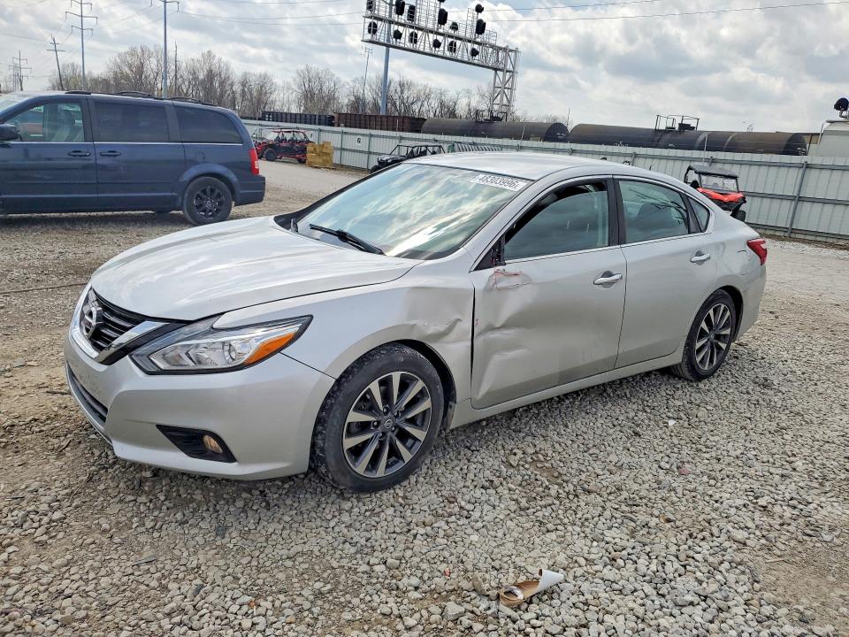 2017 NISSAN ALTIMA — VIN 1N4AL3APXHC216477