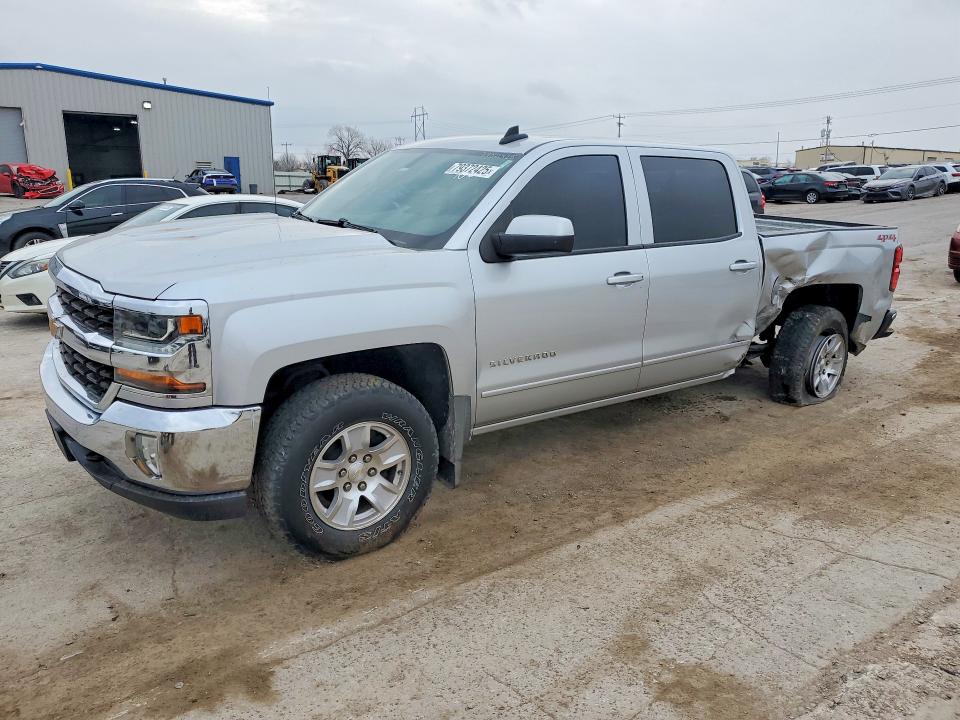 2018 CHEVROLET SILVERADO — VIN 3GCUKREC0JG117061