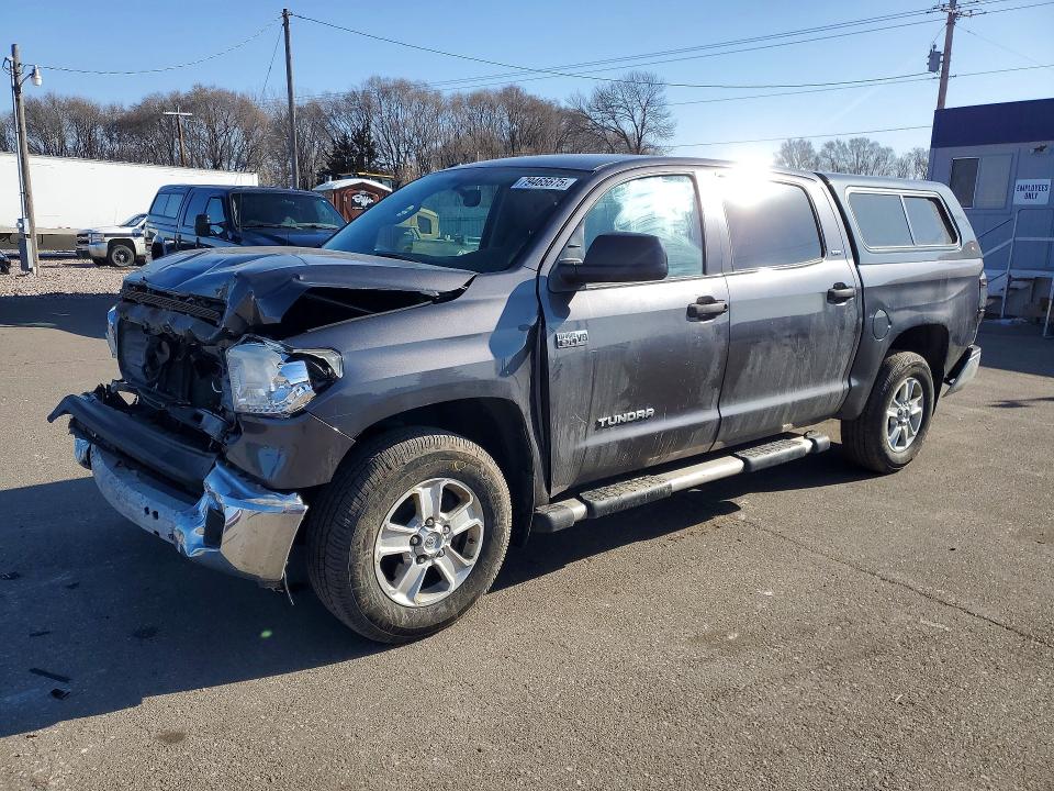 2016 TOYOTA TUNDRA — VIN 5TFDW5F16GX558255