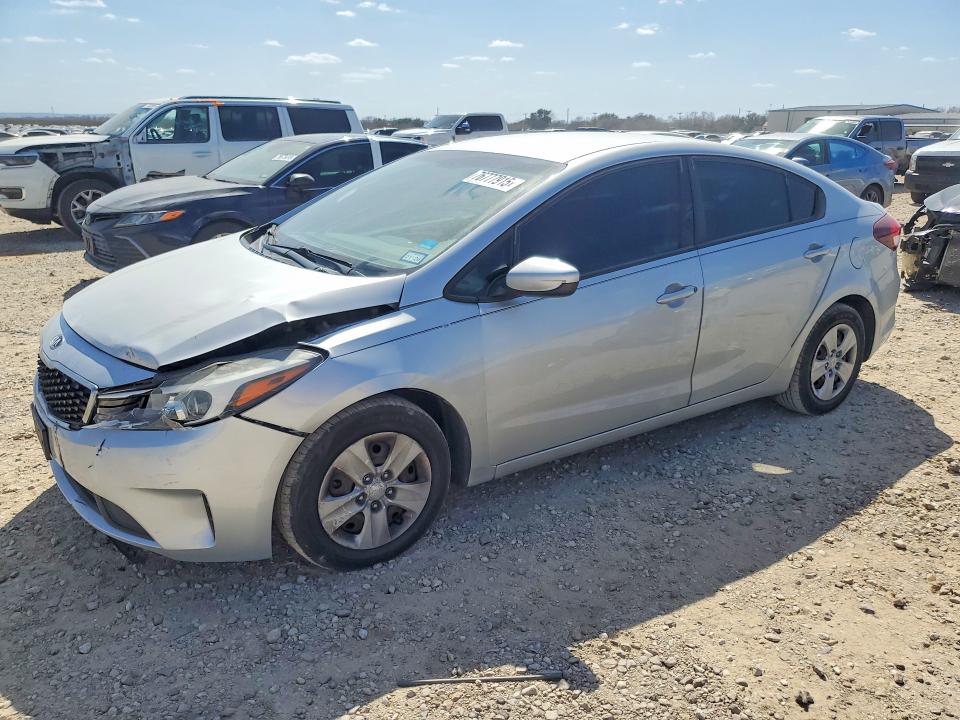 2018 KIA FORTE — VIN 3KPFK4A78JE225265