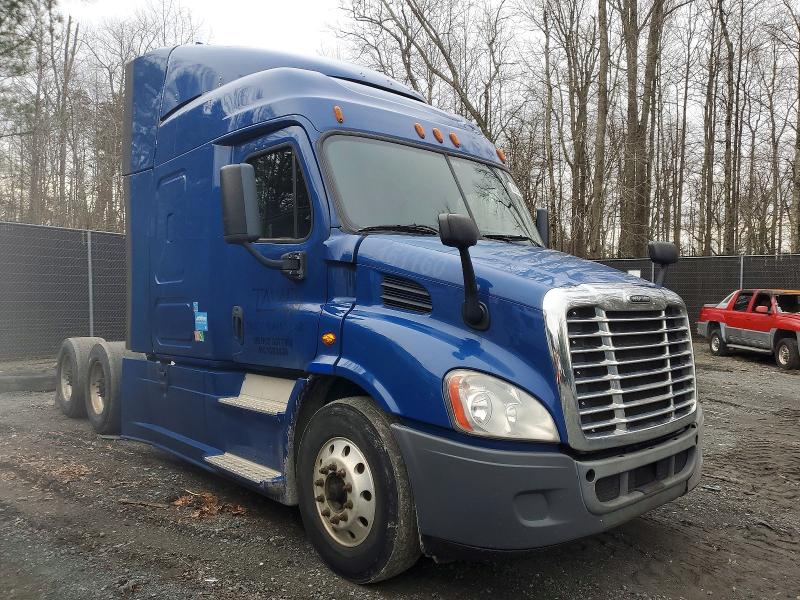 2016 FREIGHTLINER CASCADIA 113 — VIN 1FUJGHDV8GLFM6702