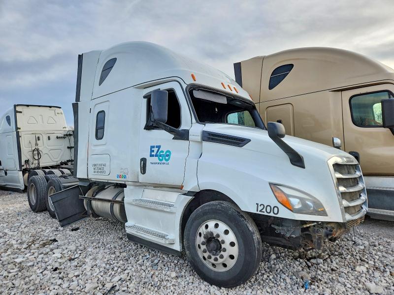 2019 FREIGHTLINER CASCADIA 126 — VIN 3AKJHHDRXKSKR9113