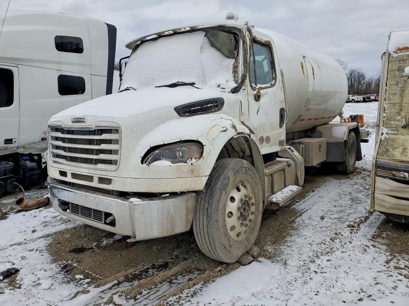 2025 FREIGHTLINER M2 106 MED — VIN 1FVACXFE7SHVT7884
