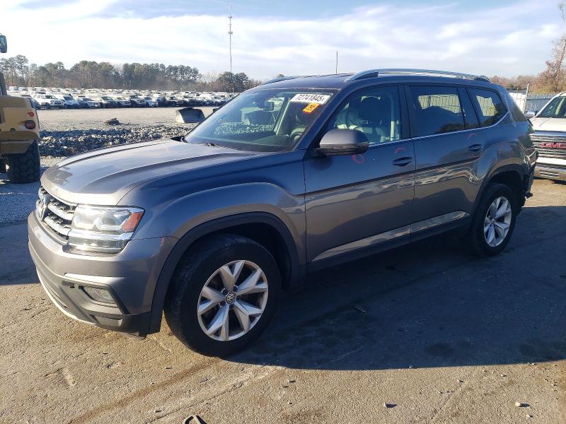 2018 VOLKSWAGEN ATLAS SE — VIN 1V2CR2CA7JC555030