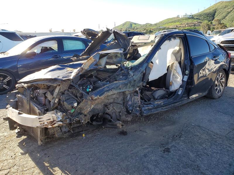 2018 HONDA CIVIC — VIN 2HGFC2F70JH574548
