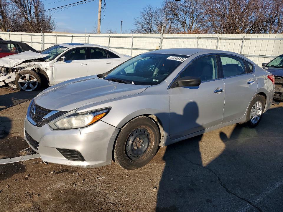 2016 NISSAN ALTIMA — VIN 1N4AL3AP5GN374440
