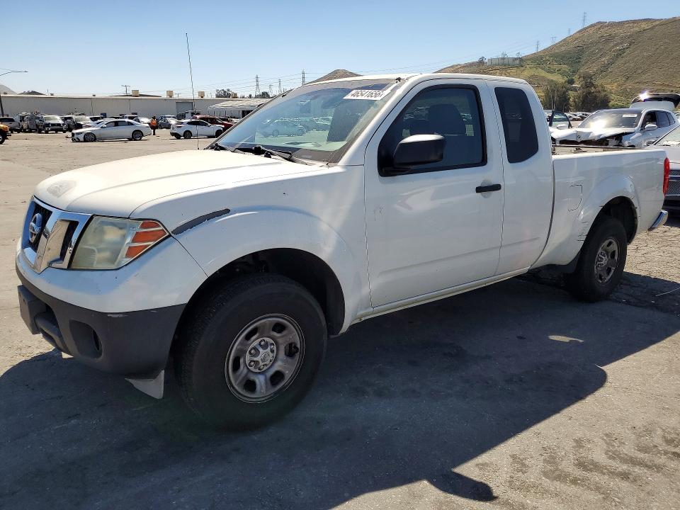 2015 NISSAN FRONTIER — VIN 1N6BD0CT0FN752681