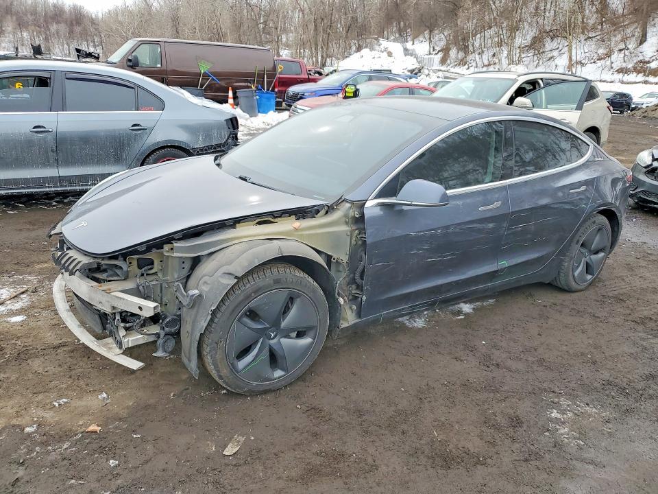 2019 TESLA MODEL 3 — VIN 5YJ3E1EB3KF386495