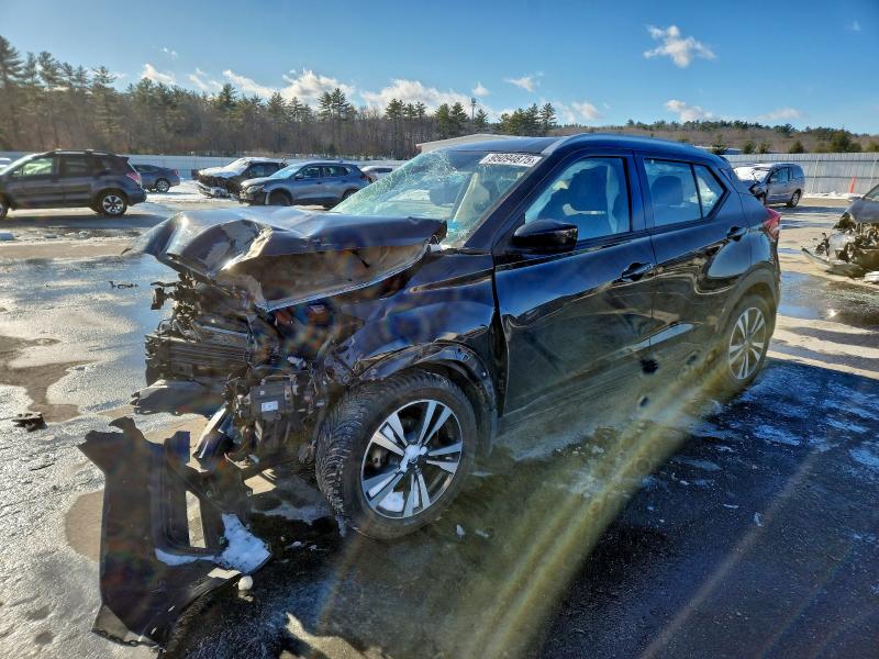 2018 NISSAN KICKS S — VIN 3N1CP5CU5JL498482