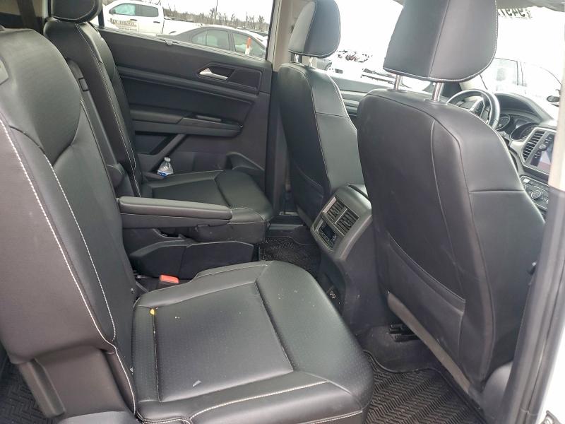 1V2RR2CA7MC519854