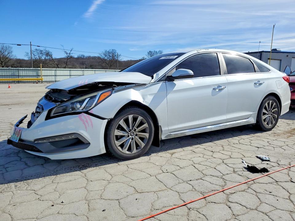 2015 HYUNDAI SONATA — VIN 5NPE34AF6FH098678