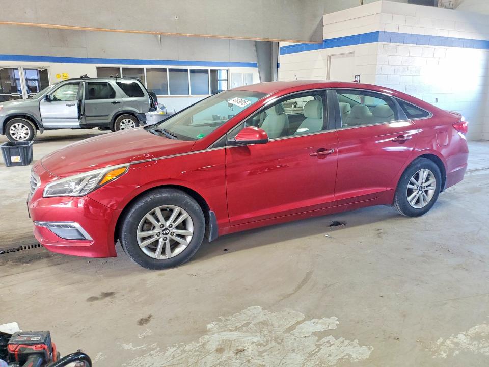2015 HYUNDAI SONATA — VIN 5NPE24AF2FH239412