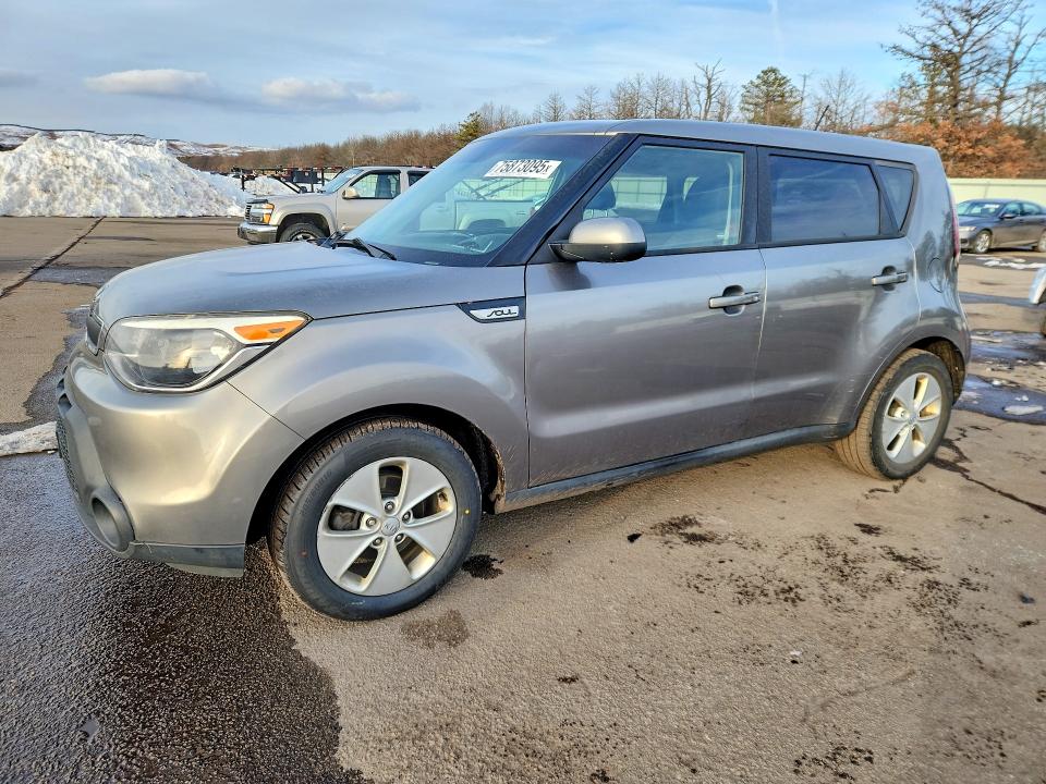 2015 KIA SOUL — VIN KNDJN2A21F7221012