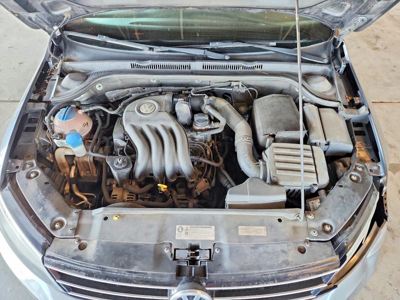 3VW1K7AJ5FM352539