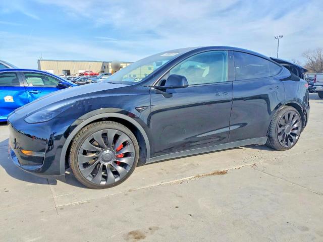 2023 TESLA MODEL Y — VIN 7SAYGDEF1PF643863