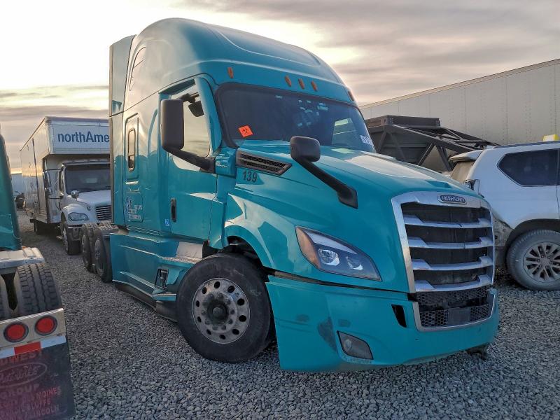 2022 FREIGHTLINER CASCADIA 1 — VIN 3AKJHHDR1NSMX7267