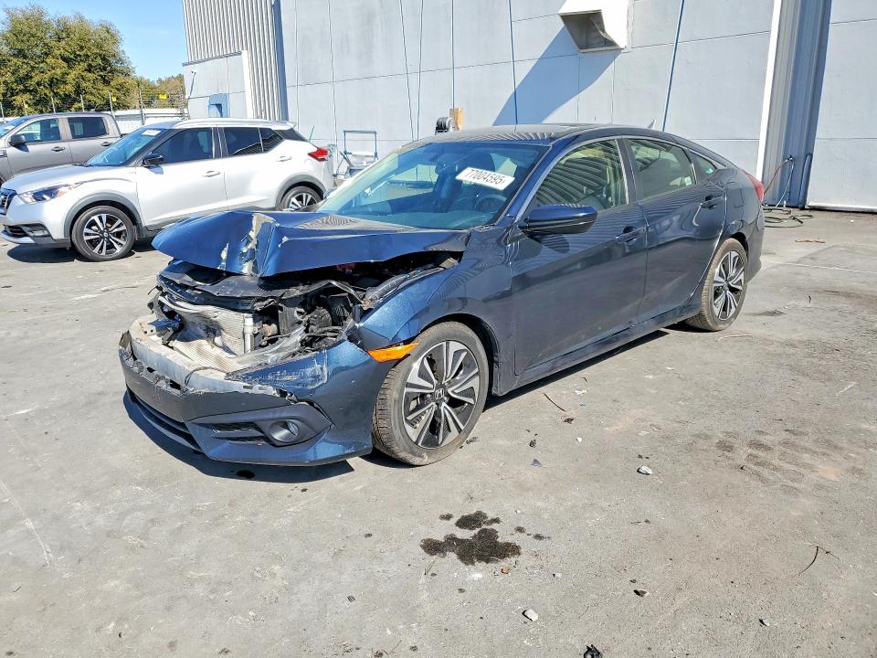 2018 HONDA CIVIC — VIN JHMFC1F30JX000693