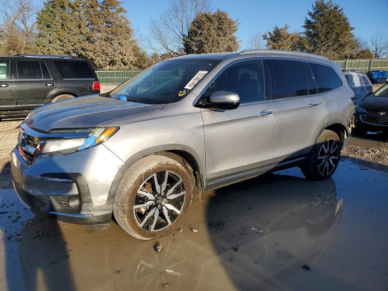 2019 HONDA PILOT ELIT — VIN 5FNYF6H0XKB057285