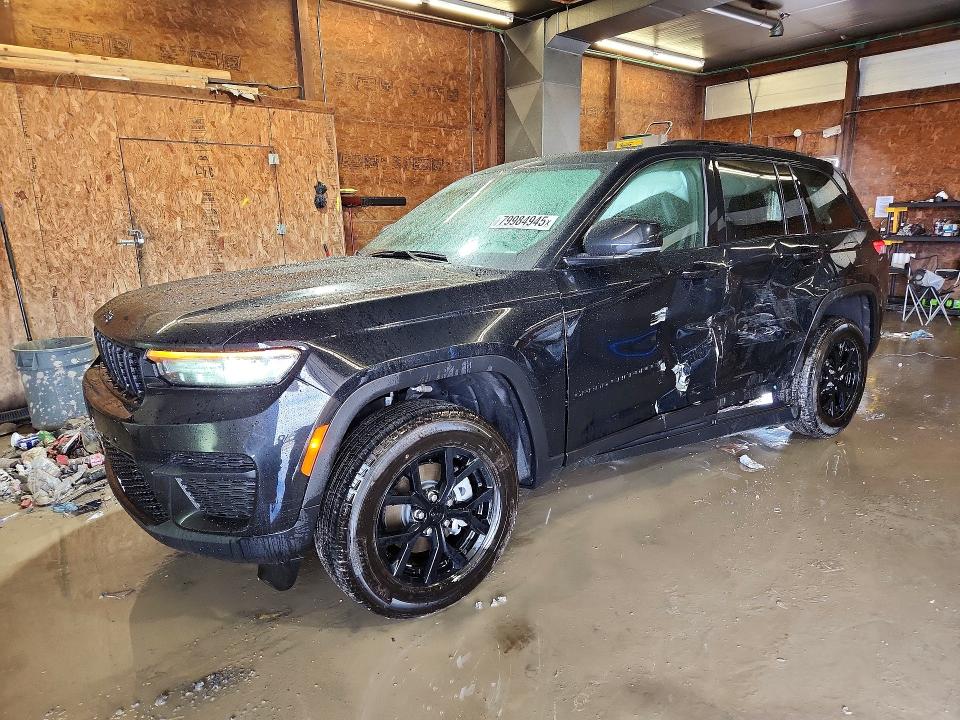 2025 JEEP GRAND CHEROKEE — VIN 1C4RJHAG5SC339823