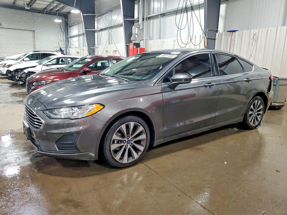 2019 FORD FUSION — VIN 3FA6P0T92KR284093