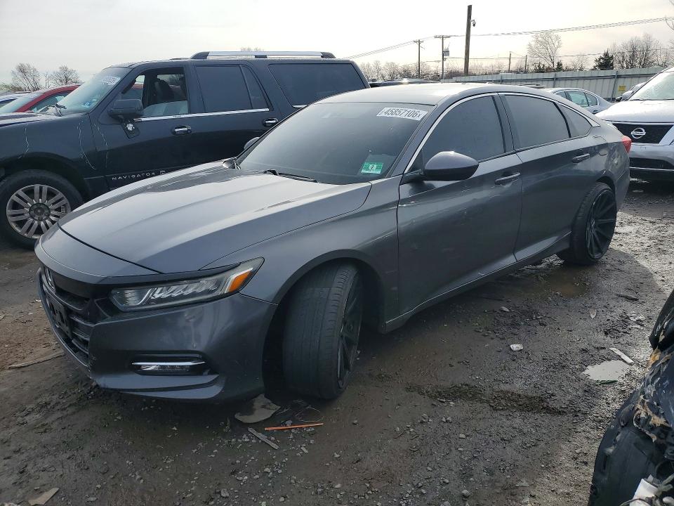 2018 HONDA ACCORD — VIN 1HGCV1F18JA086546
