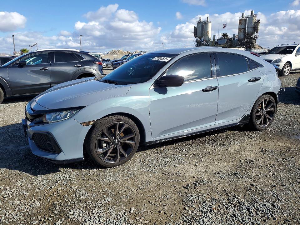 2018 HONDA CIVIC — VIN SHHFK7H45JU430757