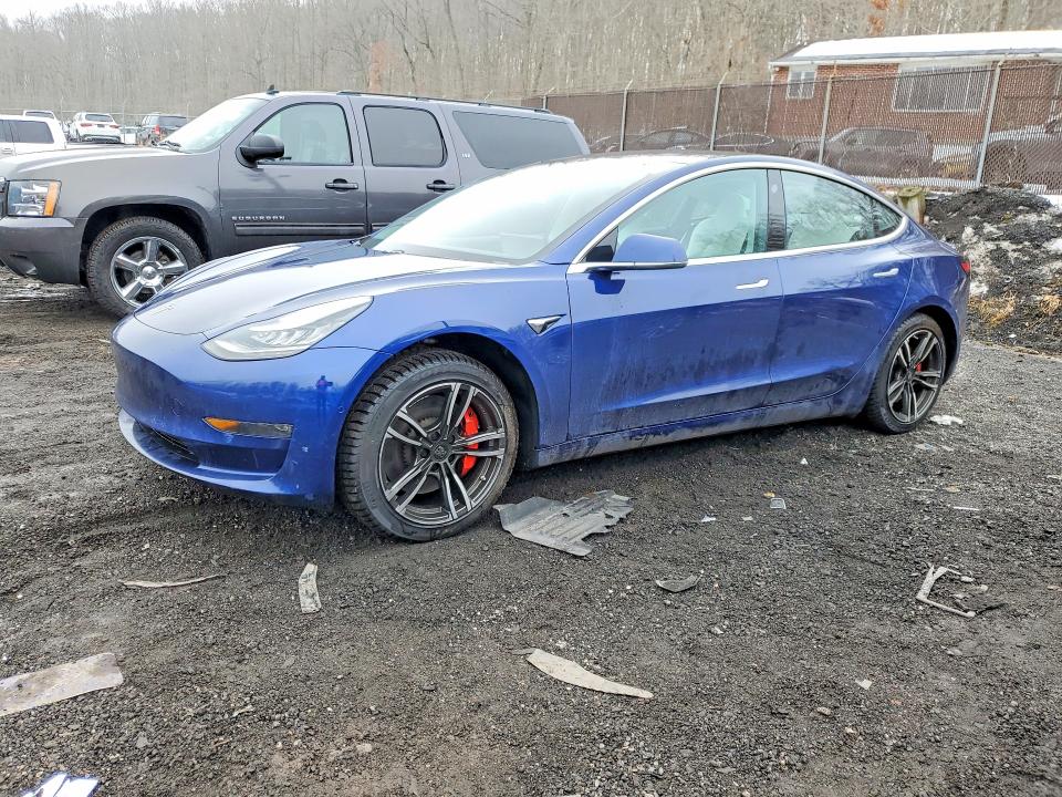 2018 TESLA MODEL 3 — VIN 5YJ3E1EB4JF080842