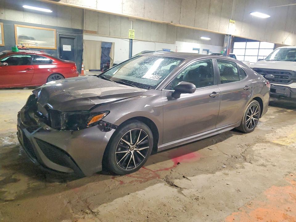 2022 TOYOTA CAMRY — VIN 4T1G11AK2NU706187