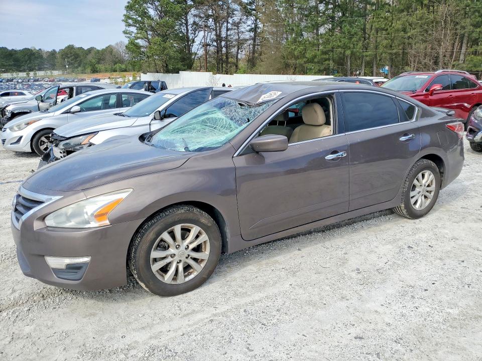 2015 NISSAN ALTIMA — VIN 1N4AL3AP2FC102177