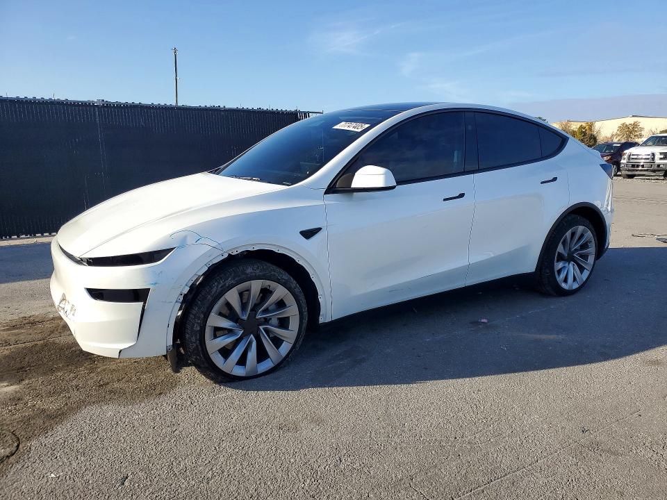 2026 TESLA MODEL Y — VIN 7SAYGDEE6TA392806