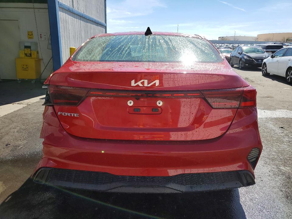 3KPF24ADXPE574541