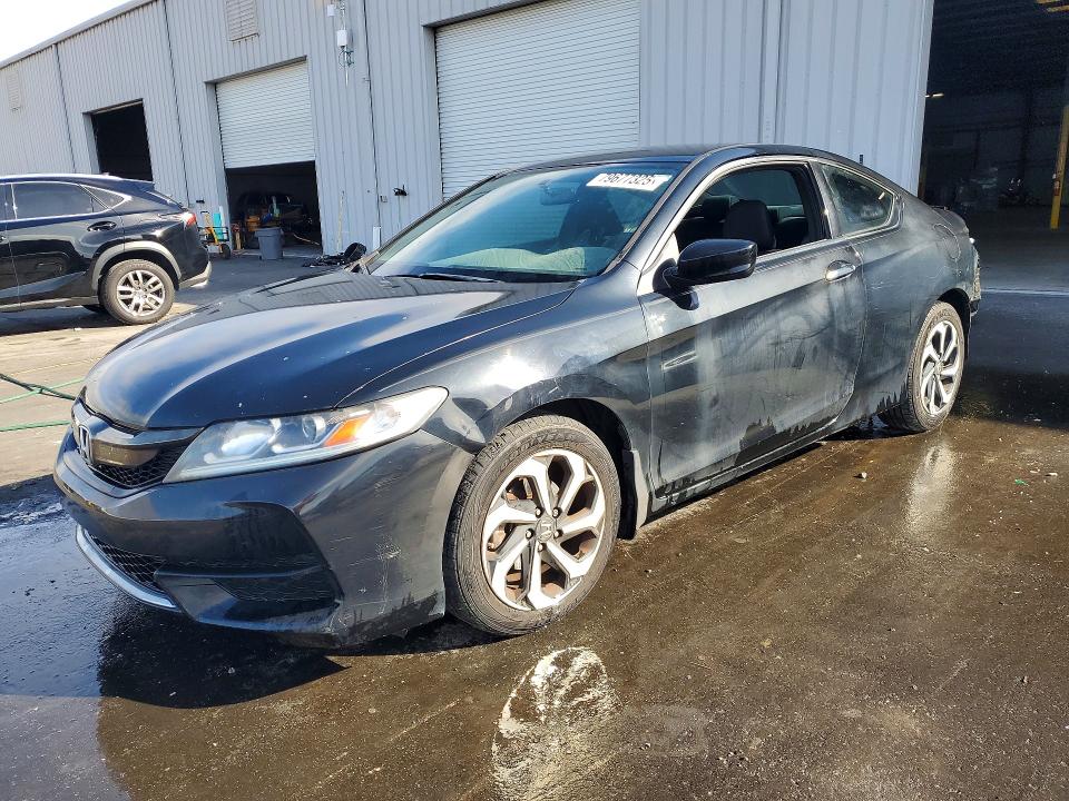 2017 HONDA ACCORD — VIN 1HGCT1A38HA007384