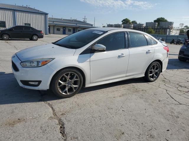 2015 FORD FOCUS SE — VIN 1FADP3F28FL341148