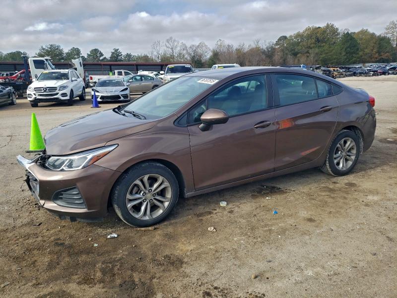 2019 CHEVROLET CRUZE LS — VIN 1G1BC5SM4K7137023