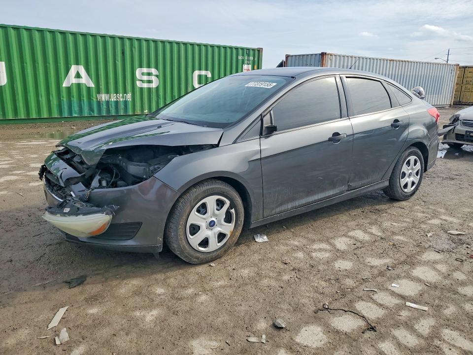 2017 FORD FOCUS — VIN 1FADP3E24HL270390