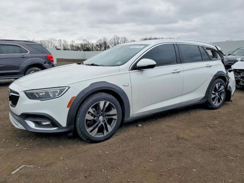 2018 BUICK REGAL TOURX — VIN W04GU8SX5J1058459