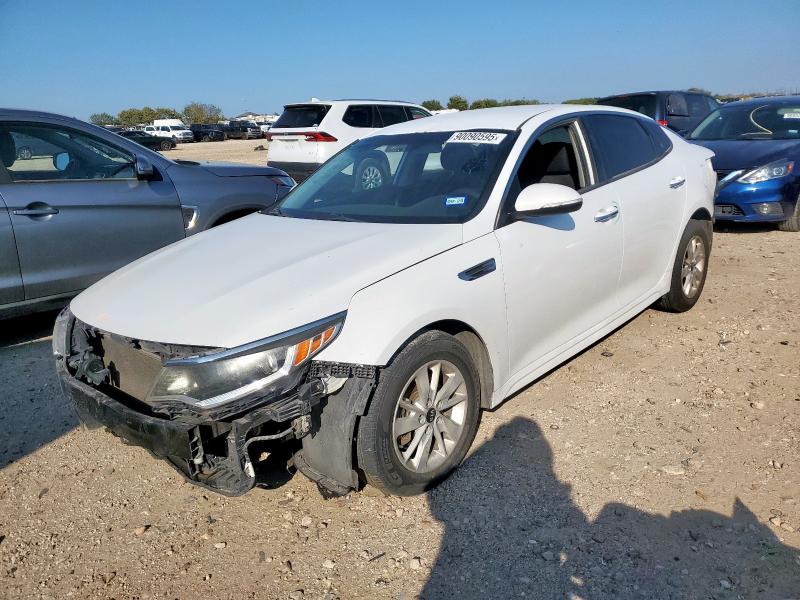 2018 KIA OPTIMA LX — VIN 5XXGT4L3XJG211211