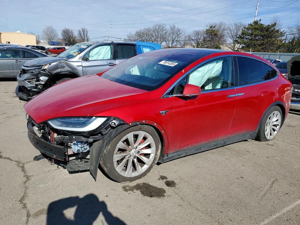2016 TESLA MODEL X — VIN 5YJXCBE47GF019878