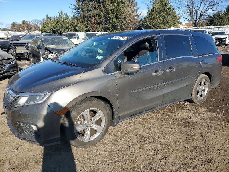 2018 HONDA ODYSSEY — VIN 5FNRL6H74JB032598