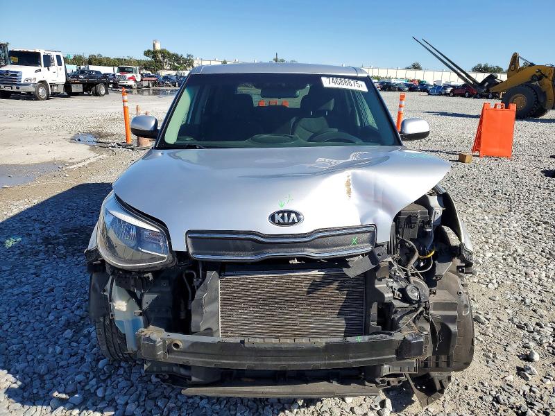 KNDJN2A25J7618019