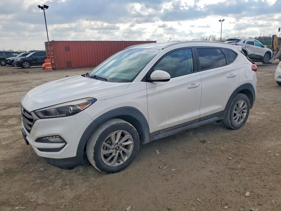 2016 HYUNDAI TUCSON — VIN KM8J33A42GU207017