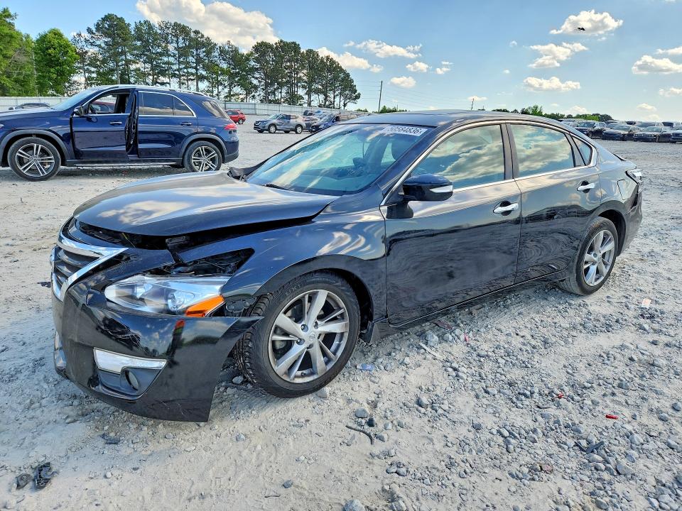 2015 NISSAN ALTIMA — VIN 1N4AL3AP3FN899592
