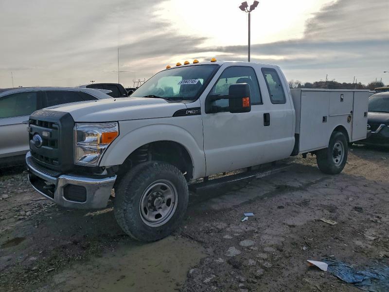 2015 FORD F350 SUPER — VIN 1FD8X3F6XFEC34388