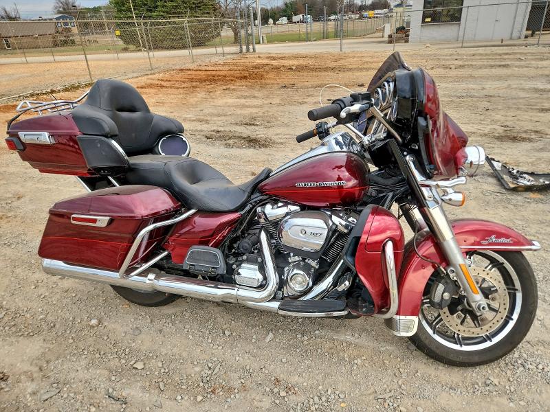 2017 HARLEY-DAVIDSON FLHTK — VIN 1HD1KED16HB640324