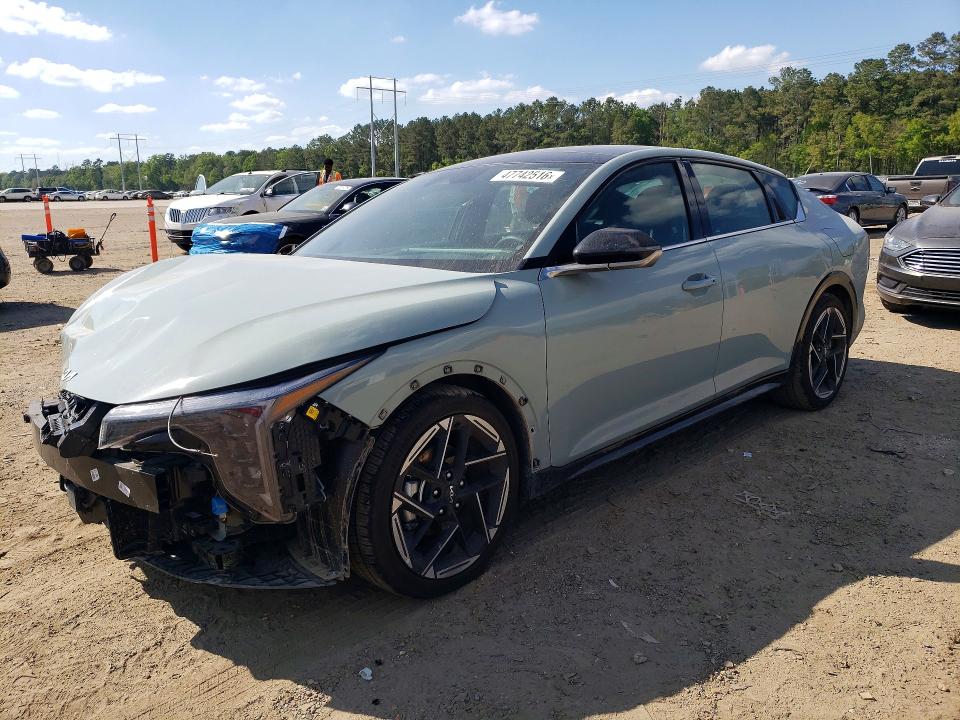 2025 KIA K4 — VIN 3KPFW4DE3SE242006