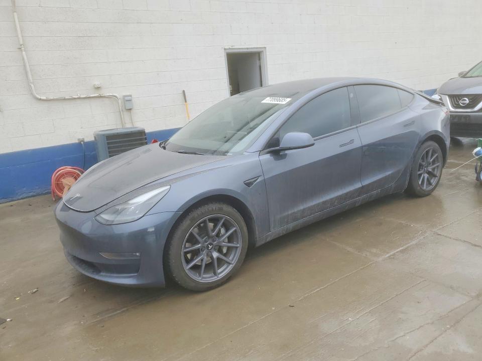 2022 TESLA MODEL 3 — VIN 5YJ3E1EBXNF206563