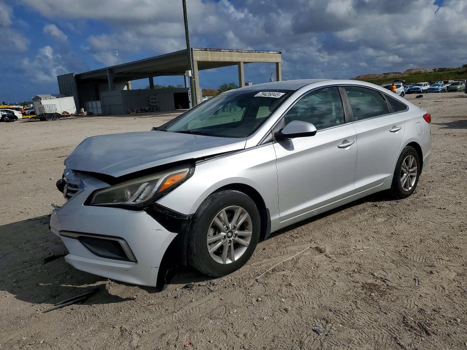 2016 HYUNDAI SONATA — VIN 5NPE24AF5GH295801