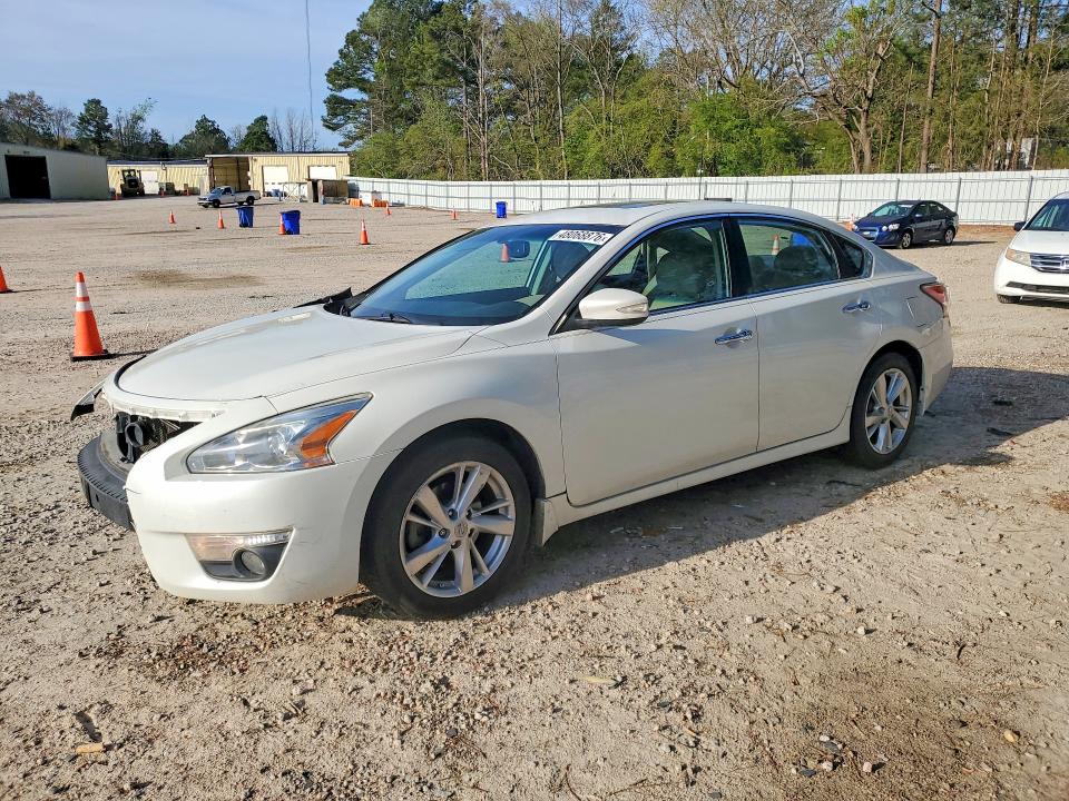 2015 NISSAN ALTIMA — VIN 1N4AL3AP0FC589430