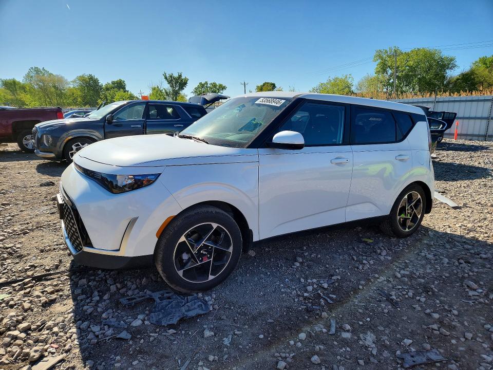 KNDJ33AU3S7957179