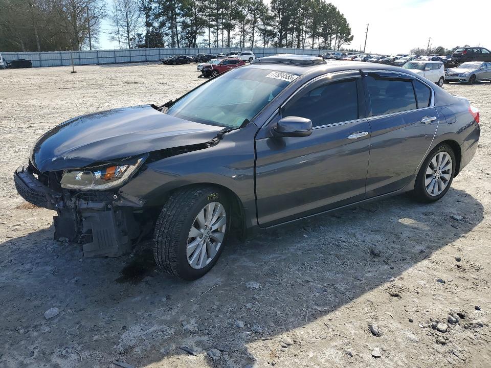 2015 HONDA ACCORD — VIN 1HGCR3F84FA024906